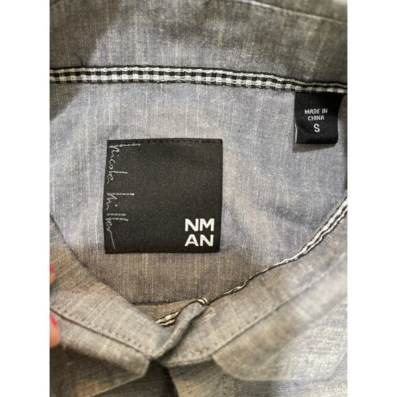 NM Nicole Miller Men's Button-Down Short Sleeve Cotton Blue Shirt Small - Picture 7 of 8